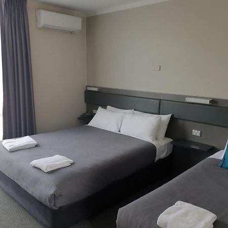 Prospect Hotel Motel แบล็กทาวน์ ภายนอก รูปภาพ